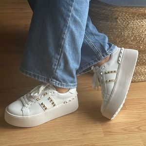Valentino Platform Rockstud Untitled Sneaker in Calfskin White Size 8 Women’s
